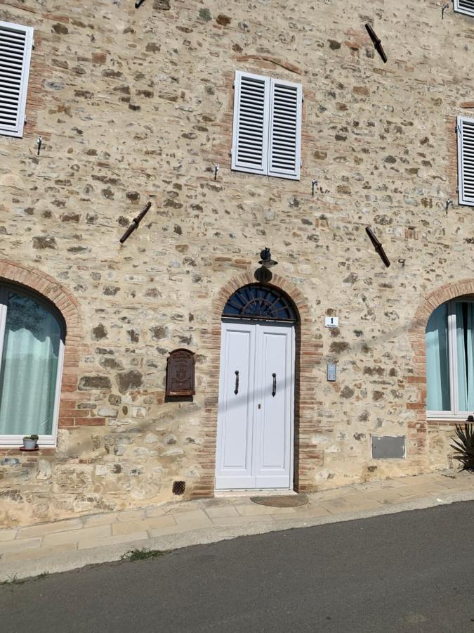 Hotel Birillo 1824 à Poggibonsi Extérieur photo